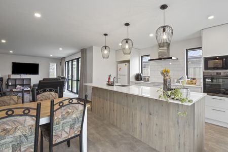 25 Crossley Avenue - Photo 5
