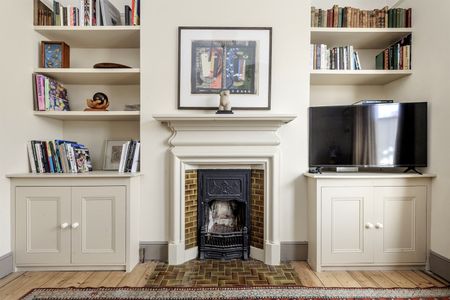 Eynham Road, W12 - Photo 2