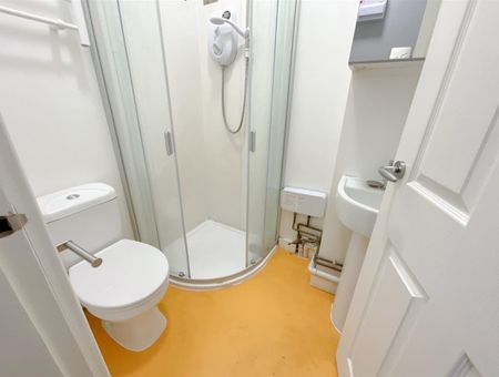 Room 2, 2-4 Auckland Road, Doncaster - Photo 5