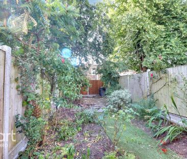 2 bedroom terraced house to rent - Photo 4