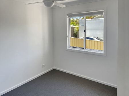 AS NEW 2 BEDROOM GEM - Photo 5