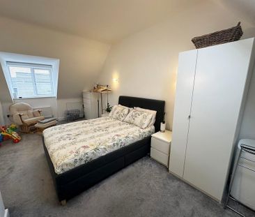 3 bedroom semi-detached house to rent - Photo 6