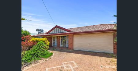 OUTDOOR ENTERTAINING - QUIET CUL-DE-SAC POSITION - Photo 5