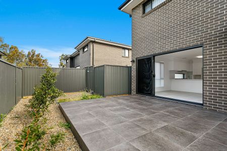 Contemporary townhouse - Photo 4