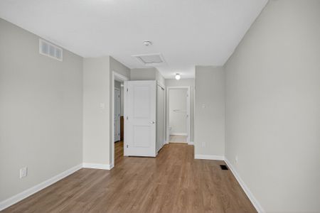 For Lease - 525 Woodlily Private, Kanata, Ontario - Photo 5