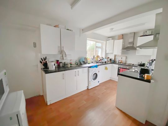 11 Horwood Close, Oxford OX3 7RF - Photo 1