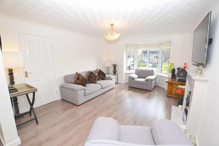 Reedfield, Reedley - Photo 4