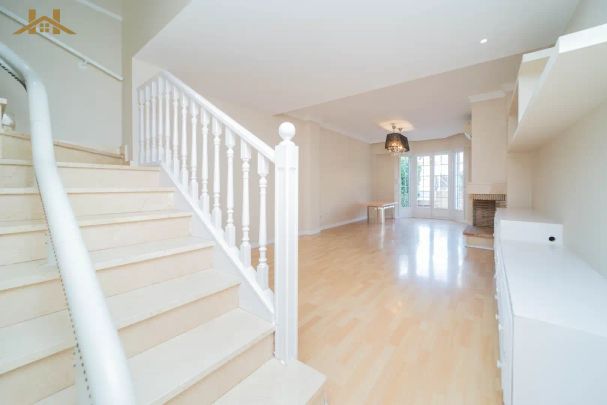 Casa o chalet de alquiler en Calle Juan Ramón Jiménez, 2, Sector B - Foto 1