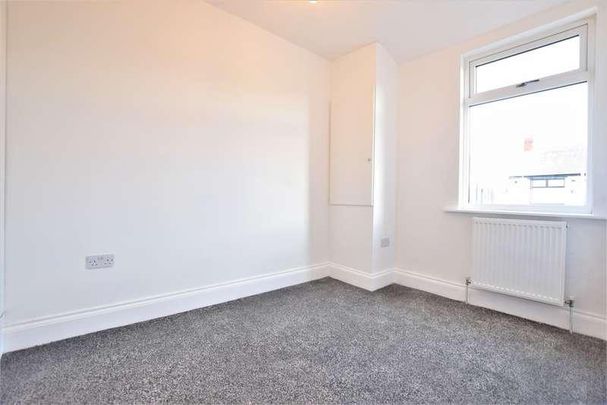 Cunliffe Road, Blackpool, FY1 - Photo 1