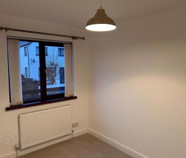 18 Victoria Court, Belfast, BT4 1RQ - Photo 4