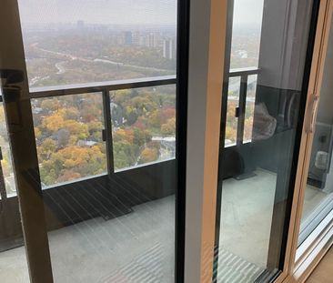 For Lease - 585 Bloor Street Unit# 4215, Toronto, Ontario - Photo 4