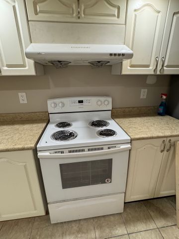 For Lease - 9 Elsmere Road Unit# Basement, Brampton, Ontario - Photo 4