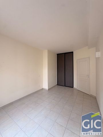 Location Appartement 3 pièces 88m² - Photo 3