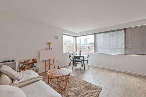 Gainsborough Studios South, Islington, N1 - Photo 1