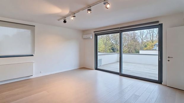 Appartement te huur - Photo 1