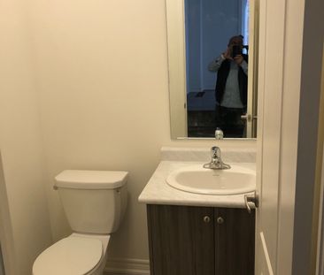 For Lease - 11 Mountain Heights Place, Hamilton, Ontario - Photo 3