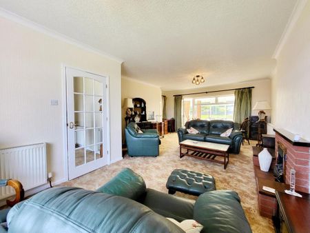 2 bedroom bungalow to rent - Photo 3