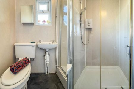 1 bedroom house to rent - Photo 3