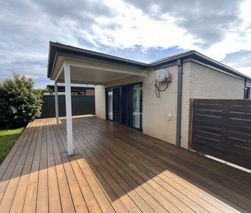 Modern, Low-Maintenance Home in a Prime Family Location! - Photo 1