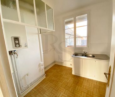 Location Appartement 3 pièces 73m² - Photo 2