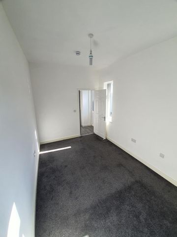 2 Bed Flat, Thornhill Road, CV1 - Photo 5