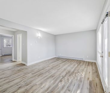 For Lease - 308 Prospect Street Unit# 3, Newmarket, Ontario - Photo 2
