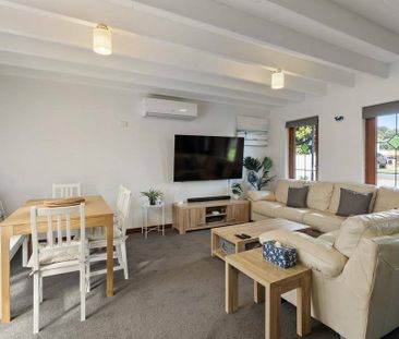 HOLIDAY HOUSE - Family holiday home by the beach - Photo 4