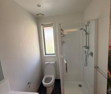 Modern & Stylish Living in the Heart of Hobsonville Point - Photo 5