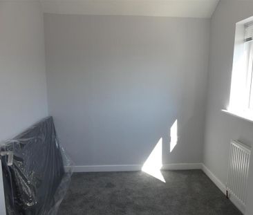 2 bedroom maisonette to rent - Photo 1