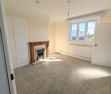 3 bedroom end of terrace house to rent - Photo 2