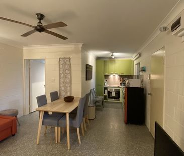 TASTEFULLY RENOVATED, FULLY FURNISHED, AIR CONDITIONED GROUND FLOOR... - Photo 2