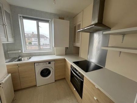 2 bedroom maisonette to rent - Photo 4