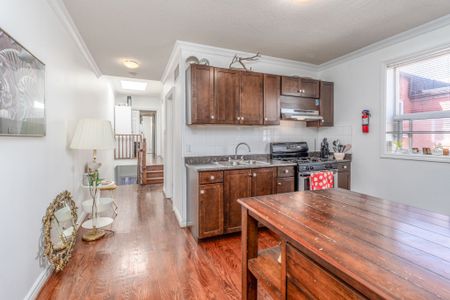 For Lease - 149 Dovercourt Road Unit# 2nd Floor, Toronto, Ontario - Photo 3