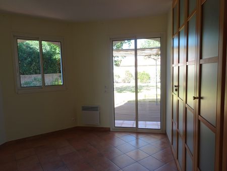 Exceptionnel : Villa F5 les pieds dans l'eau - Photo 4