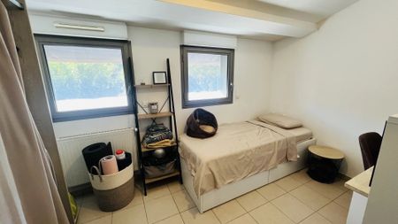 Location Appartement 3 pièces 53m² VENELLES 13770 - Photo 3