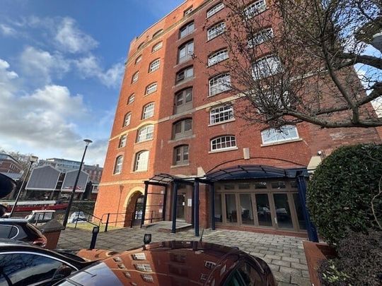 Buchanans Wharf North, Ferry Street - Photo 1