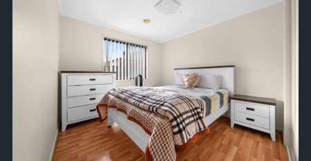 Stunning Family Home in Craigieburn!! - Photo 5