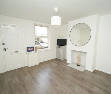 2 bedroom house to rent - Photo 1