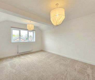 4 bedroom detached house to rent - Photo 6