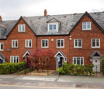 Buxton Road, Macclesfield, Cheshire, SK10 - Photo 3