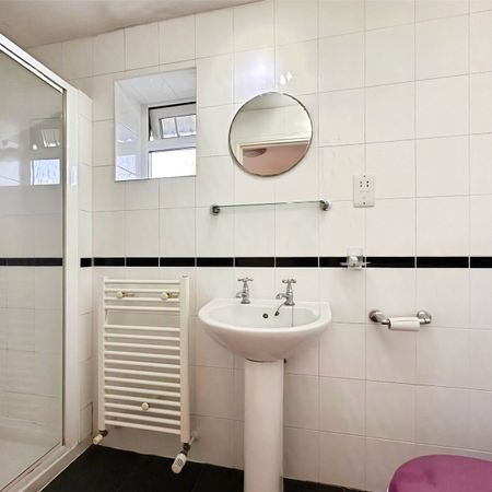 1 bedroom maisonette to rent - Photo 4