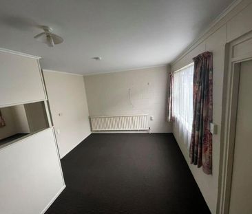 4/10 Eason Street, Victoria - Photo 6