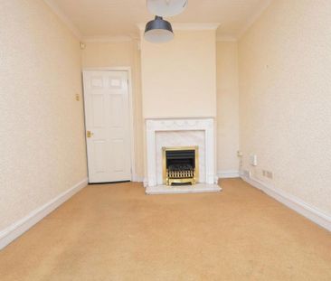 4 bedroom detached house to rent - Photo 1