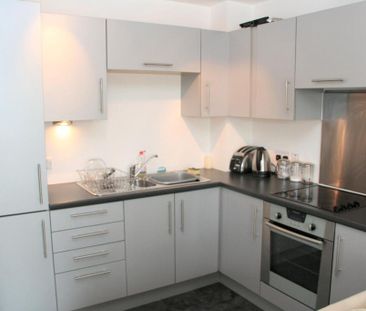 1 bedroom flat to rent - Photo 6