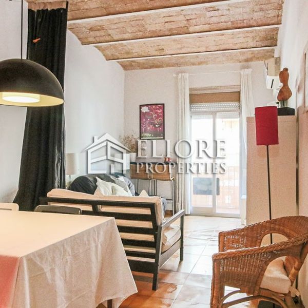 Bright, furnished and fully equipped in the best area of Poblenou - Photo 1