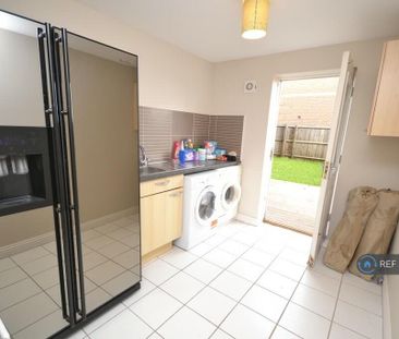 6 bedroom terraced house to rent - Photo 6