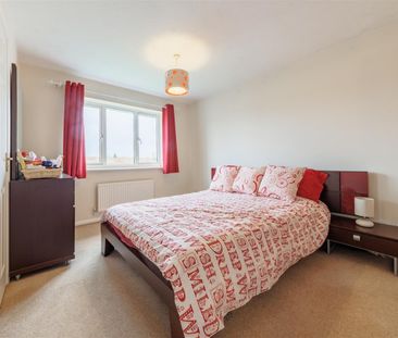 Burchnall Road, Thorpe Astley, Leicester - Photo 1