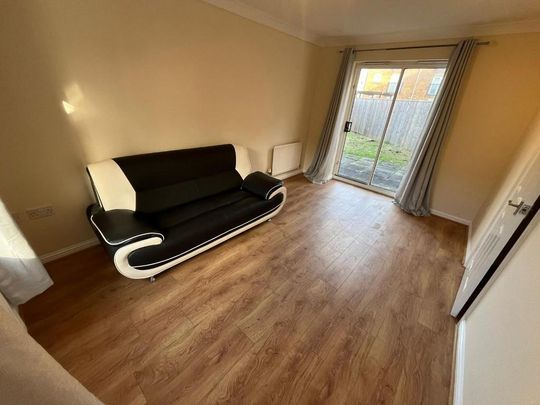 3 bedroom house to rent - Photo 1