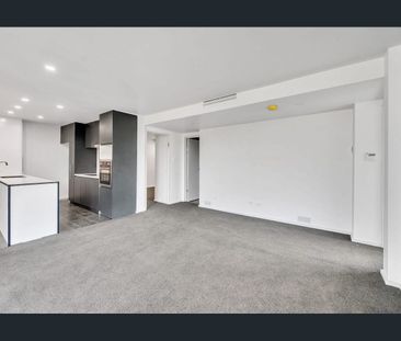 Modern & Convenient Apartment in Prime Upper Mount Gravatt Location - Photo 1