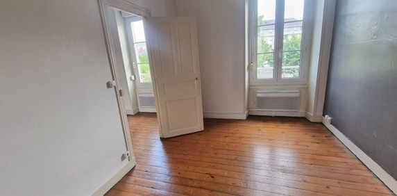 Location Appartement 1 pièce 36m² - Photo 2